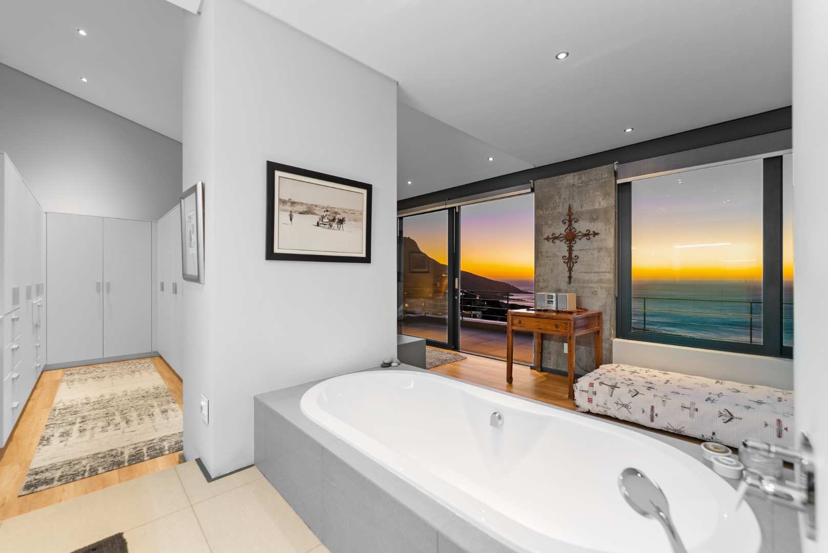 6 Bedroom Property for Sale in Camps Bay Western Cape